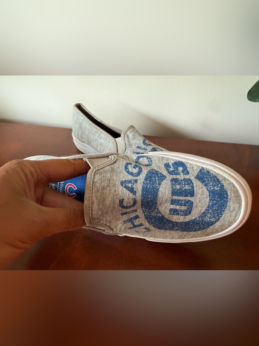 Keds‎ Grey Slip-On Sneakers with Blue Insole Logo Chicago cubs